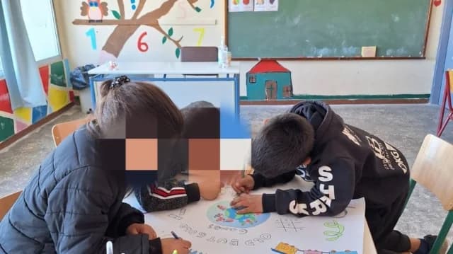 Día Internacional del Pueblo Gitano: Escuela en Agrinio da voz y esperanza