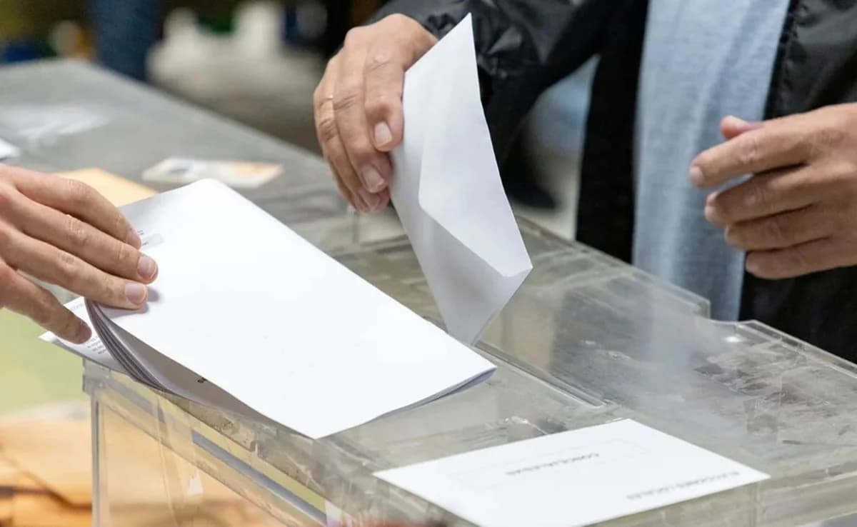 בחירות לפרלמנט: מספר בעלי זכות הצבעה לפי מחוז
