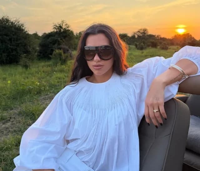 Dua Lipa: Ταξίδι στη Νότια Αφρική και εντυπωσιακές φωτογραφίες