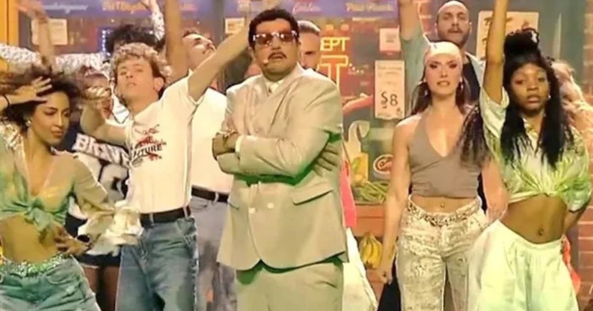 Alexandros Bourdoumis se transforma en Bad Bunny en YFSF