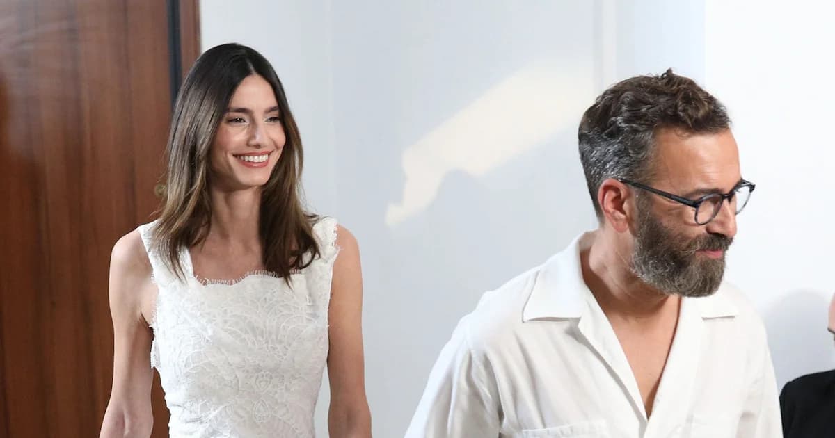 GNTM: Foto de Iliana Papageorgiou con Angelos Bratis en el backstage