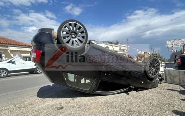 Verkehrsunfall in Pyrgos: Auto überschlägt sich, Fahrer im Krankenhaus