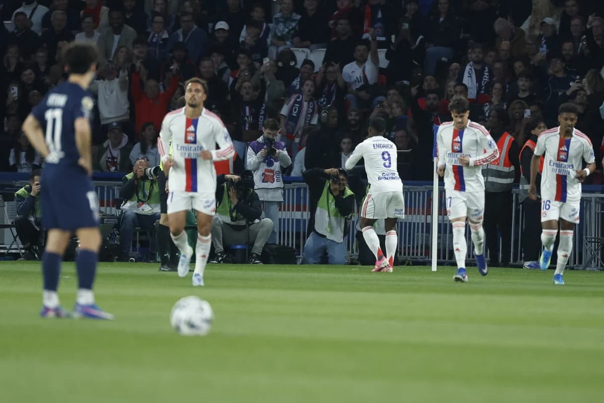 Lyon schockt PSG und entfacht Titelrennen in Ligue 1