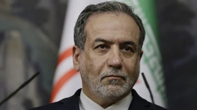 Araghchi: Violaciones del alto el fuego por EEUU obstaculizan la diplomacia