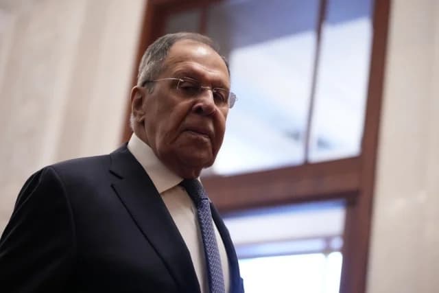 Lavrov: Iran 'Trapped in False Promises'