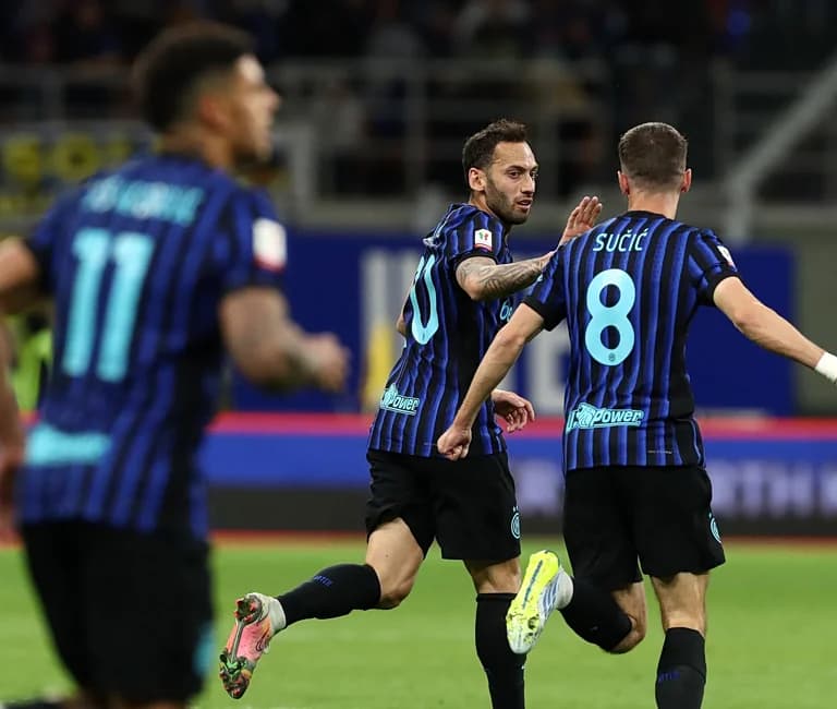 国际米兰 – 科莫 3-2：史诗逆转晋级意大利杯决赛
