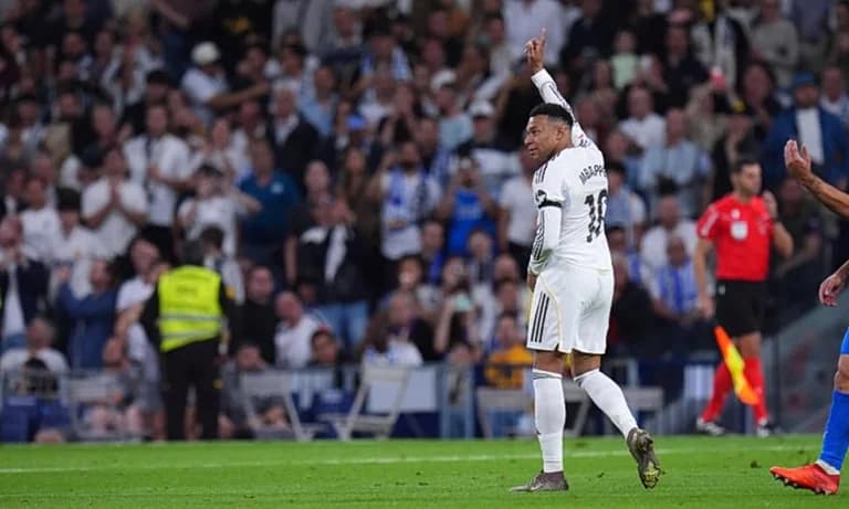 Real Madrid - Alavés 2-1: Victoria con Mbappé y Vinicius