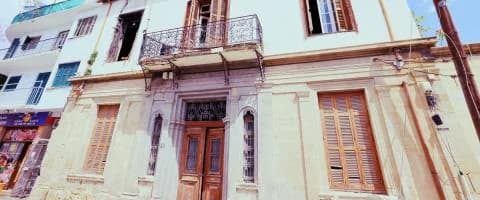 Αναβρασμός στους ΕΟΑ για τις επικίνδυνες οικοδομές
