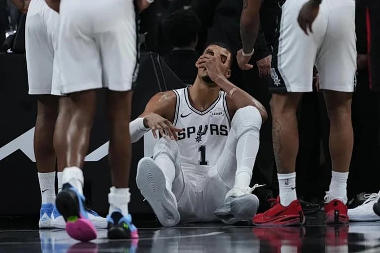 NBA: «Διπλό» των Μπλέιζερς, ανησυχία για Γουεμπανιάμα, νίκη Σίξερς και Λέικερς