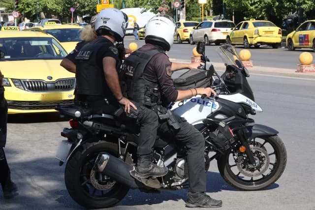 משטרת יוון: בדיקה משמעתית על מעצר אישה בקיפסלי