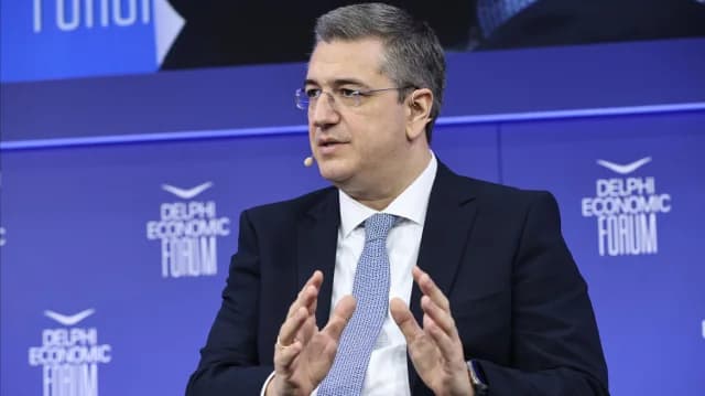 Τζιτζικώστας: Καταστροφικές συνέπειες αν δεν αποκατασταθεί η διέλευση στα Στενά του Ορμούζ