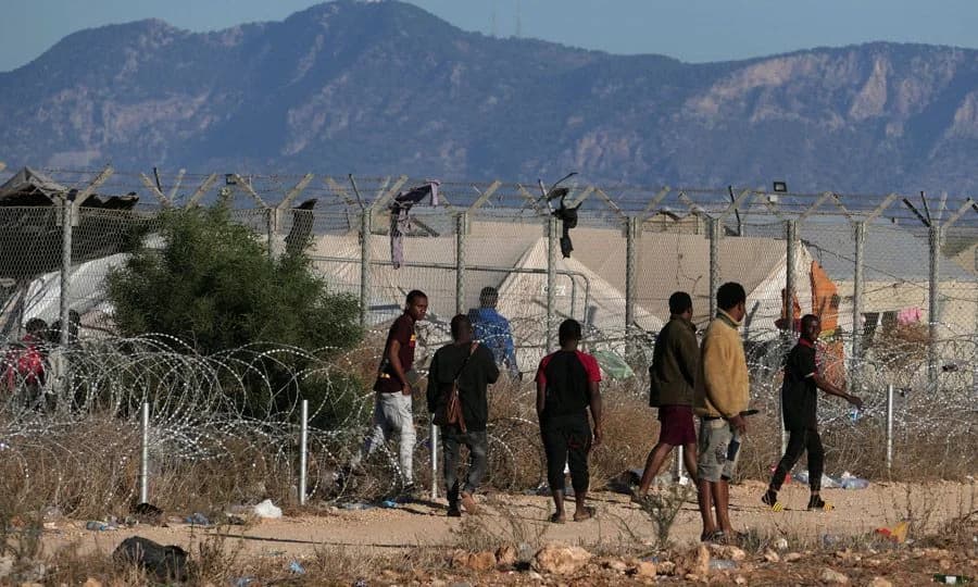 Zypern: Fast 200 Ausweisungen von Ausländern, Hunderte freiwillige Ausreisen