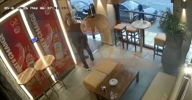 Ηράκλειο: Αιματηρή επίθεση σε πορτιέρη έξω από μπαρ – Βίντεο
