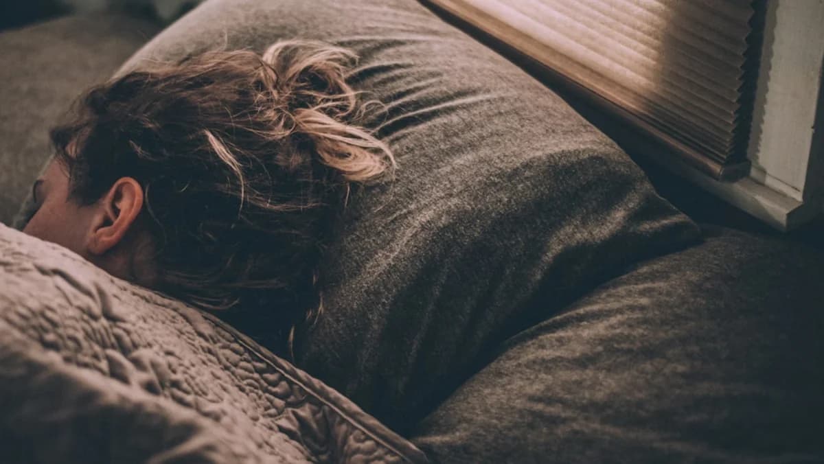 Why Do We Wake Up at 3 AM with Negative Thoughts?