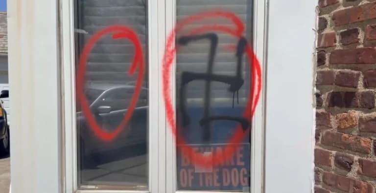 Νέα Υόρκη: Βανδαλισμοί με Σβάστικες σε Συναγωγές και Σπίτια