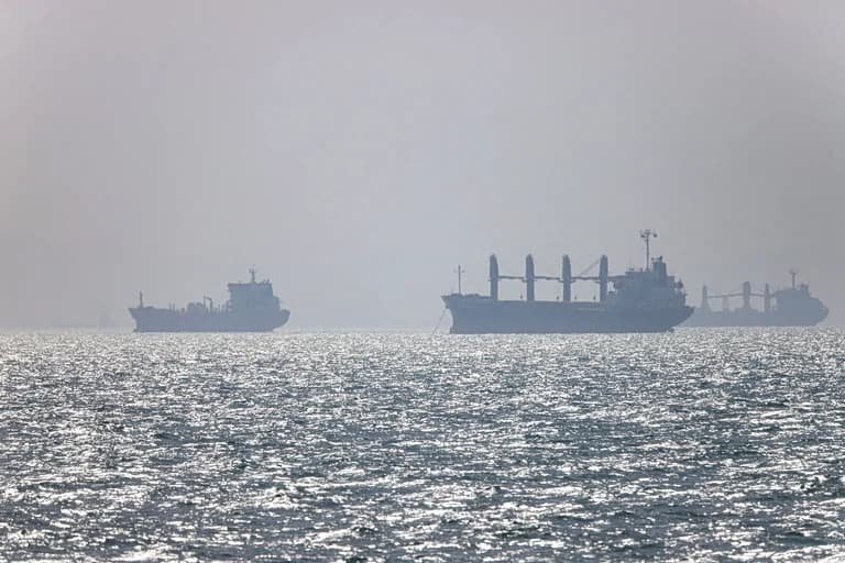Τραμπ: Αμφιβολίες για την εκεχειρία με Ιράν – Εντάσεις στο Ορμούζ
