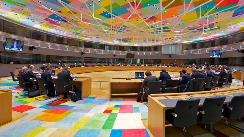 Eurogroup: Στοχευμένα μέτρα και ευρωπαϊκός συντονισμός για την οικονομία