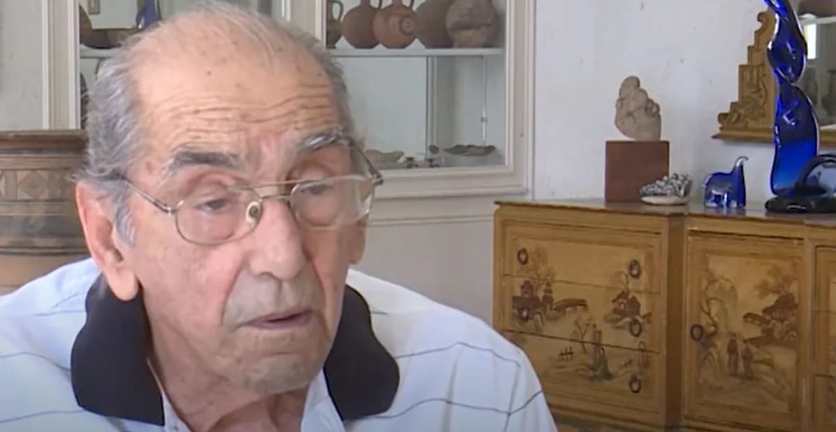 Duelo por la muerte del Dr. Nicos Ioannou, pionero del SNS