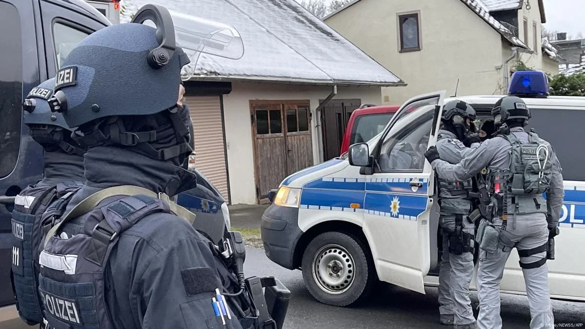 Germany: Police fatally shoot Afghan man after knife attack