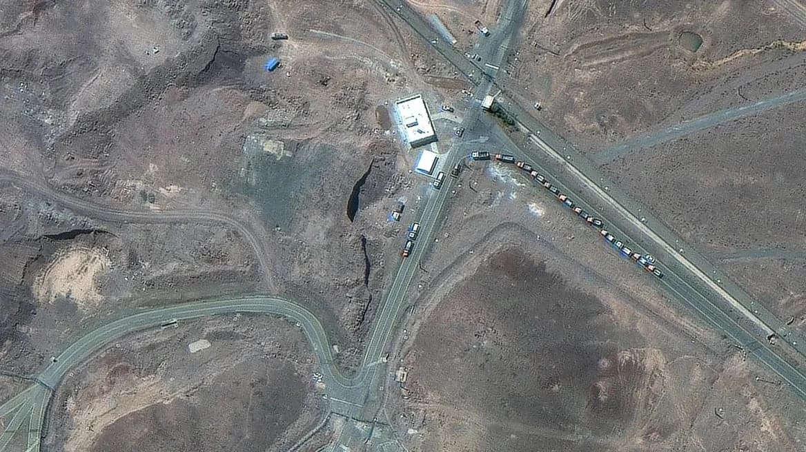 טראמפ: לא הועבר אורניום לפני התקיפות באיראן