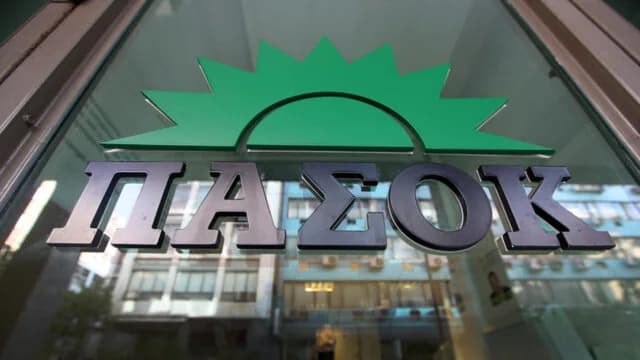 PASOK Considers Inquiry Committee for Voridis, Avgenakis