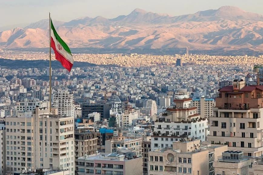 Frankreich fordert Iran zur Zusammenarbeit mit IAEO auf