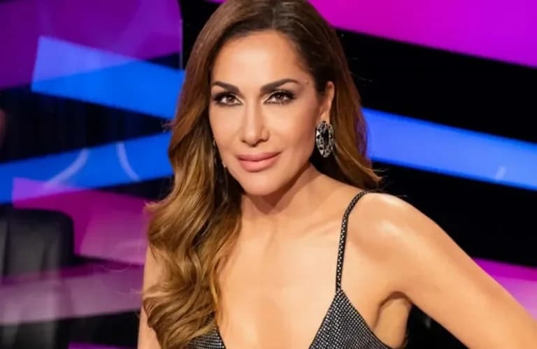 ג'. ניקולאידיס: קעקוע לאם ד. ונדי