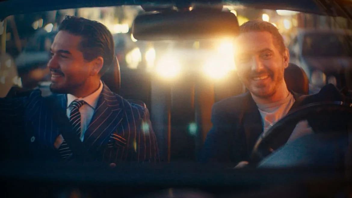 Χατζηγιάννης & Μάστορας: Videoclip «Χόρεψε» γεμάτο Ελλάδα