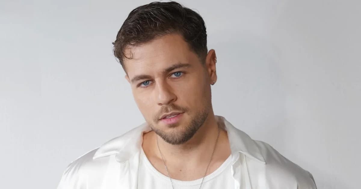 Sotiris Releases Debut Solo Single 'Kanείς na mi me dei'