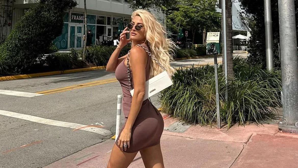 Ioanna Touni: Returns from Mykonos, Responds to Social Media Comments