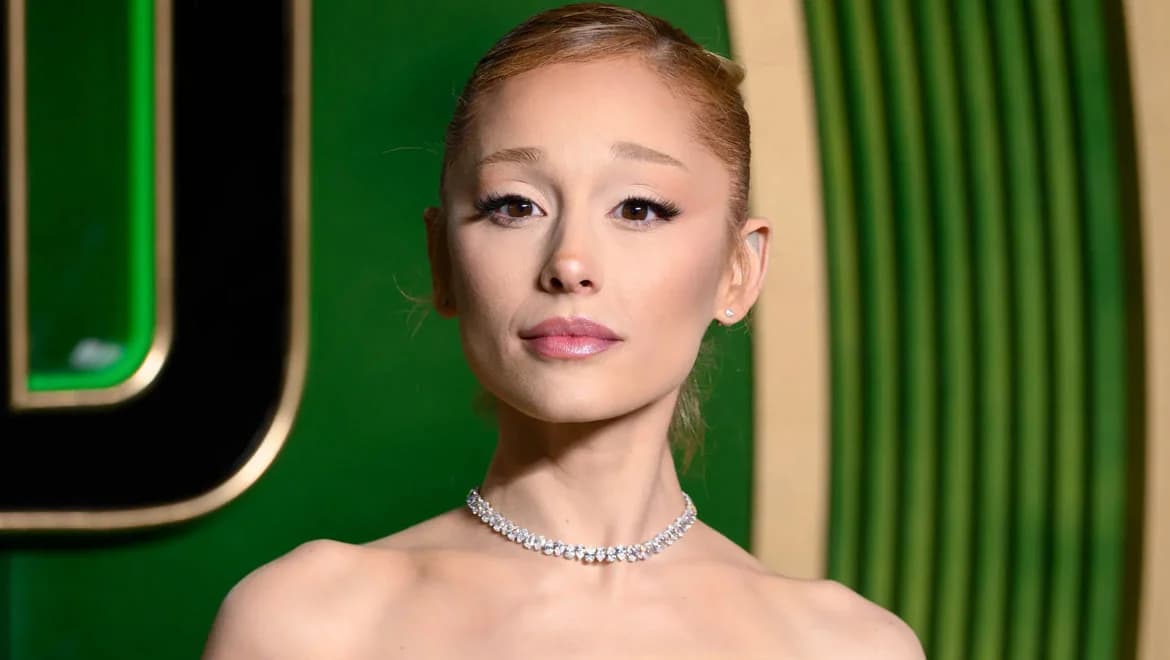 Ариана Гранде: отпраздновала 32-летие детской фотографией