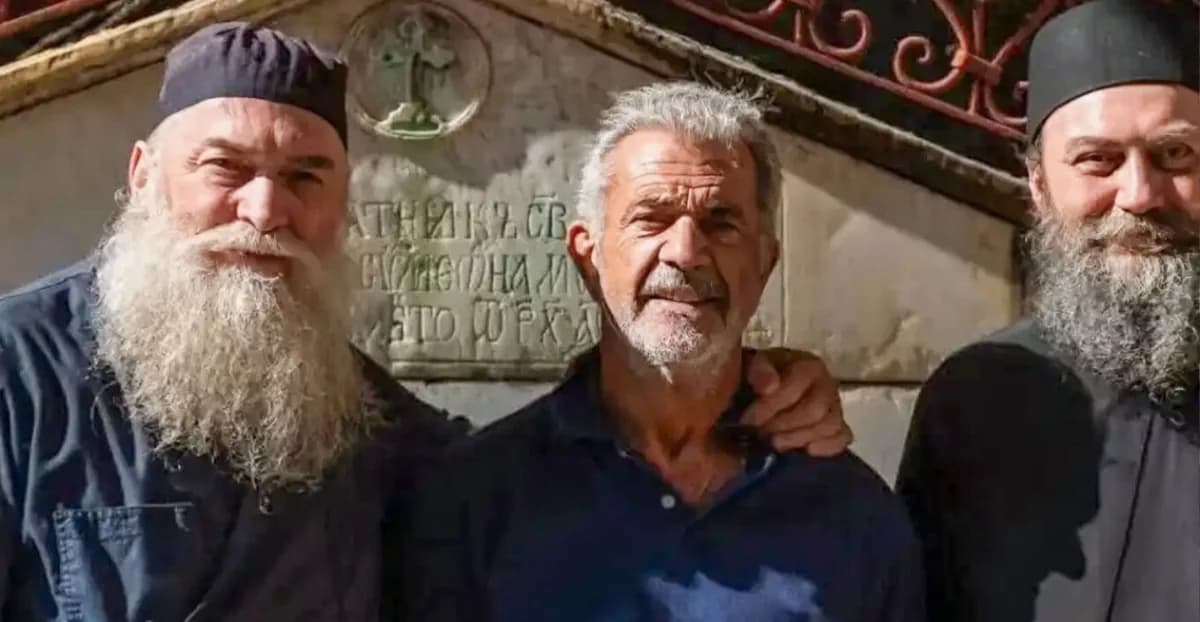 Mel Gibson besucht das Kloster Hilandar auf dem Berg Athos