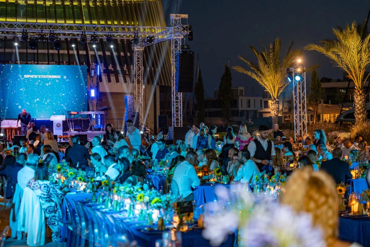 Glamouröse Nacht in Ayia Napa Marina zugunsten der Karaiskakio Foundation