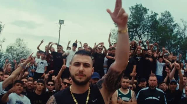 Rak: 'Bono' de 500 € para los mejores estudiantes en los exámenes Panhelénicos
