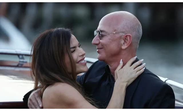 ג'ף בזוס: מסיבת פיג'מות סוגרת את חגיגות החתונה