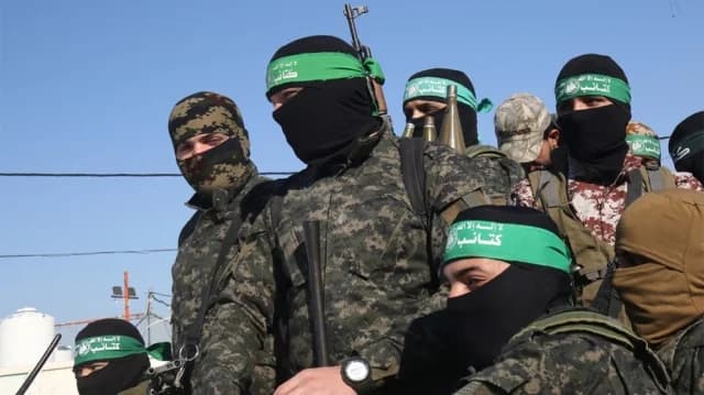 Hebron: Hamas 'Terrorist' Network Dismantled, 60 Arrests