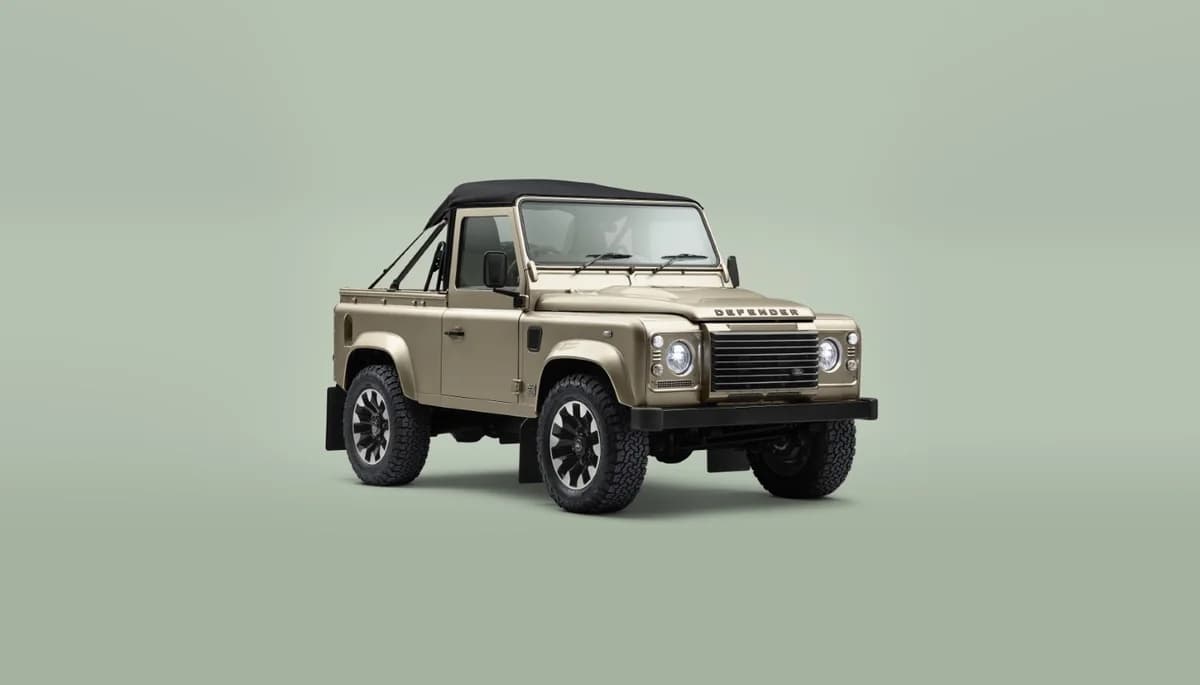 Land Rover: Αναβίωση του Defender Soft Top