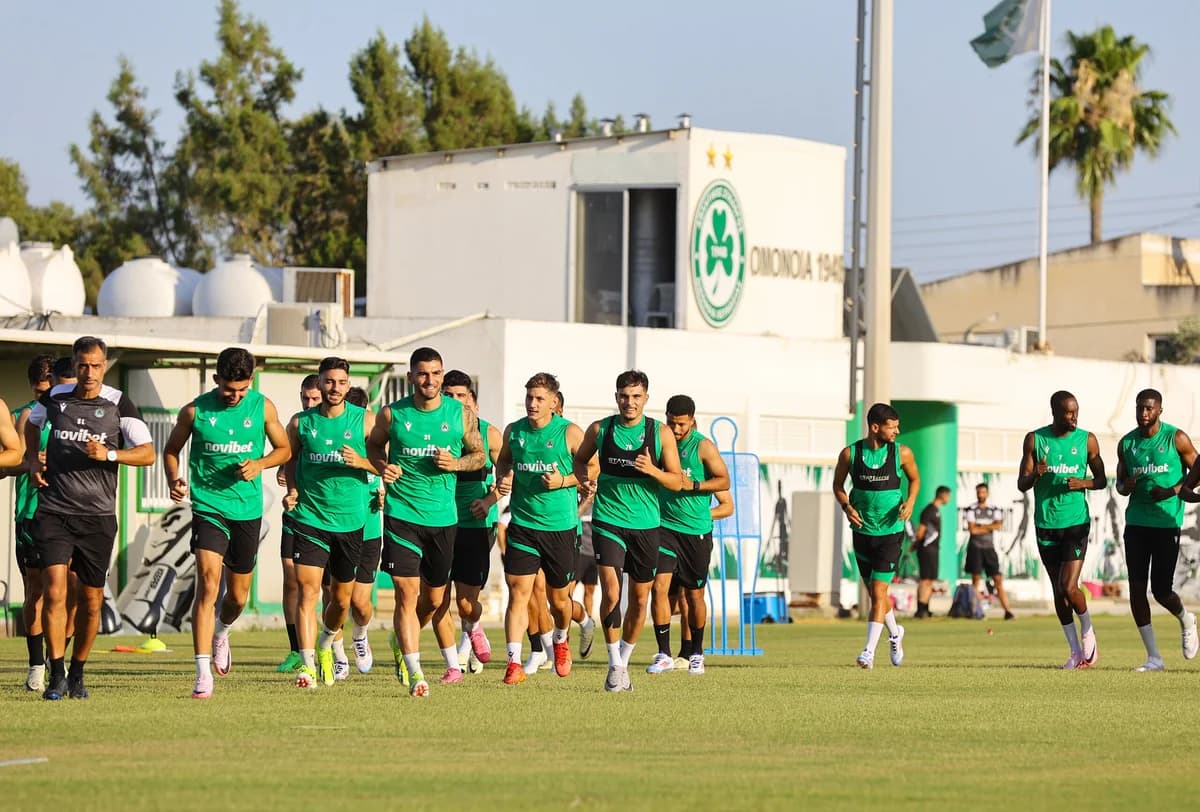 Omonia: 29 jugadores a Polonia, Helander se queda