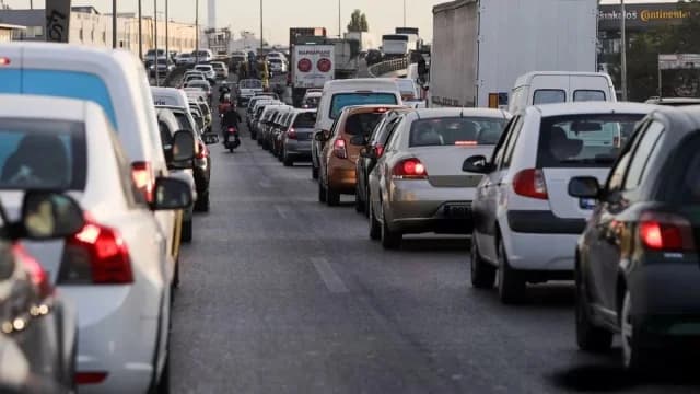 כאוס תנועה בשדרות קיפיסוס עקב תאונה באירו אודוס