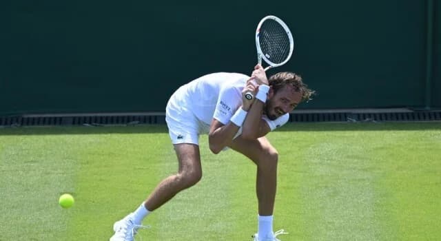 Ήττα Μεντβέντεφ στο Wimbledon: Αποκλεισμός από τον πρώτο γύρο