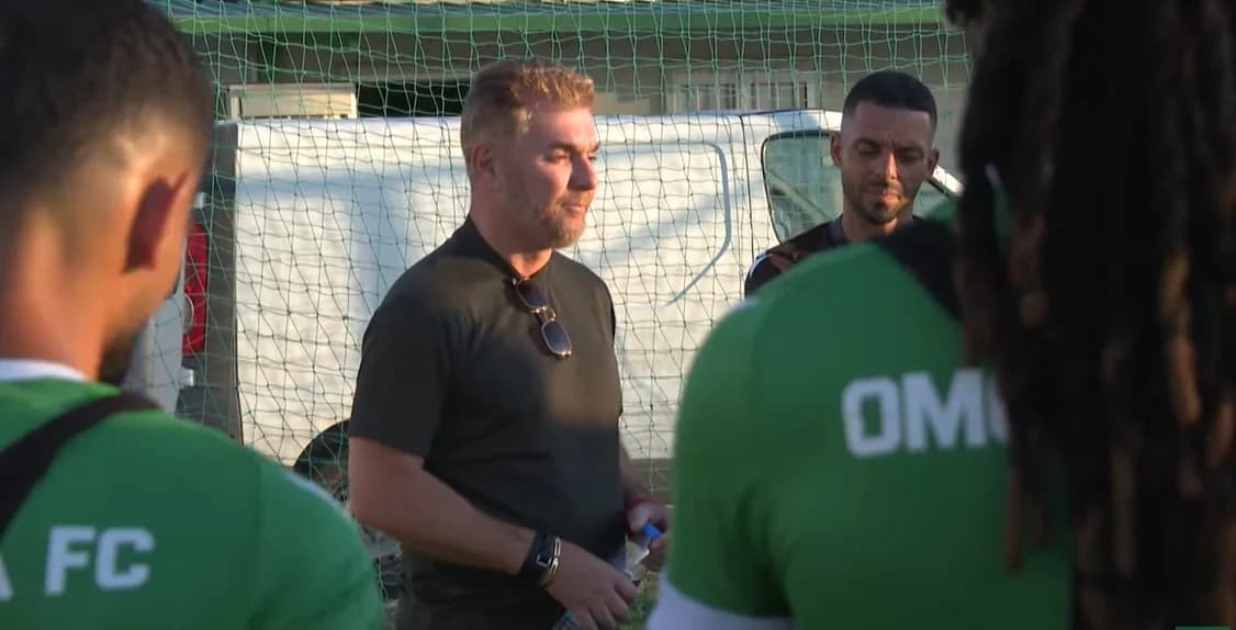 Papasavrou en el entrenamiento de Omonia, Bezus se despide