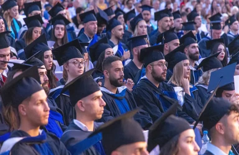 Πανεπιστήμιο Frederick: Εντυπωσιακή Τελετή Αποφοίτησης στη Λεμεσό