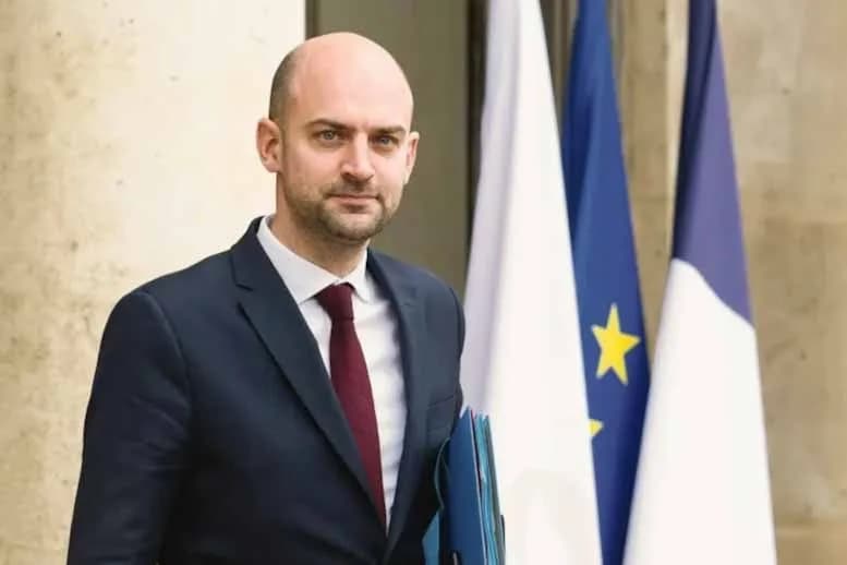 Γαλλία: Επαναφορά κυρώσεων στο Ιράν λόγω πυρηνικού προγράμματος