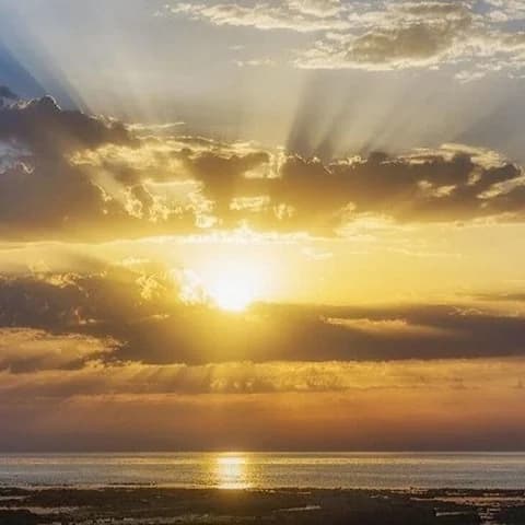Tiempo: Hasta 37 grados Celsius hoy, despejado hasta el jueves