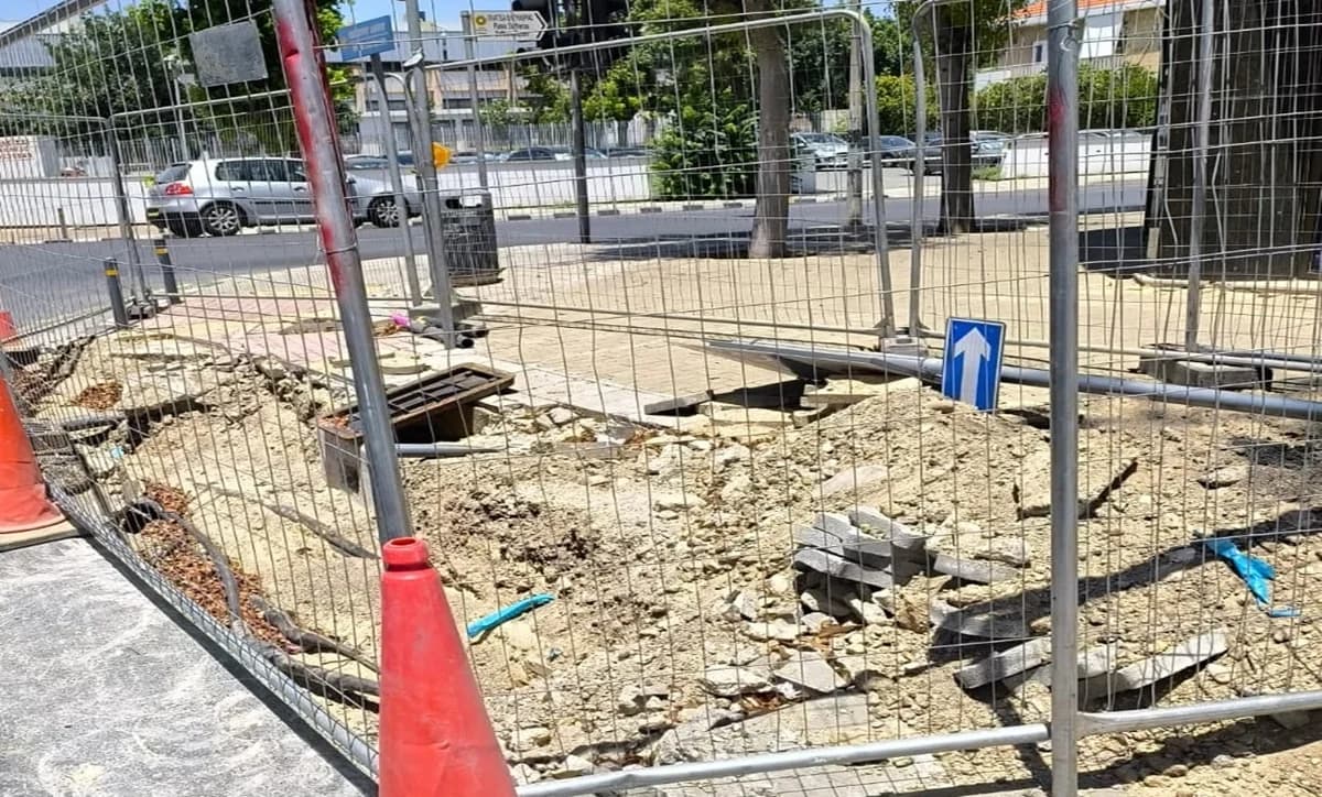 עומסי תנועה בניקוסיה עקב עבודות כביש לא גמורות