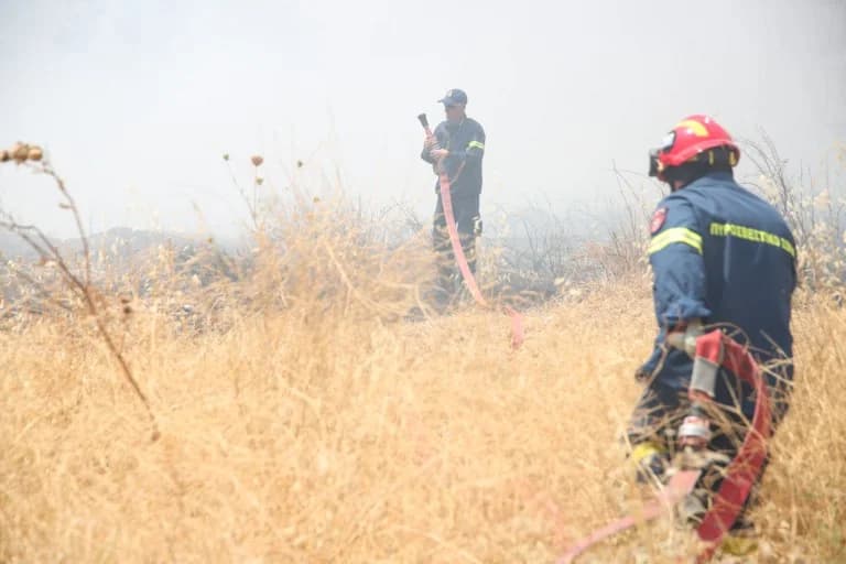 Incendio en Florina: Alerta 112 en la zona de Variko