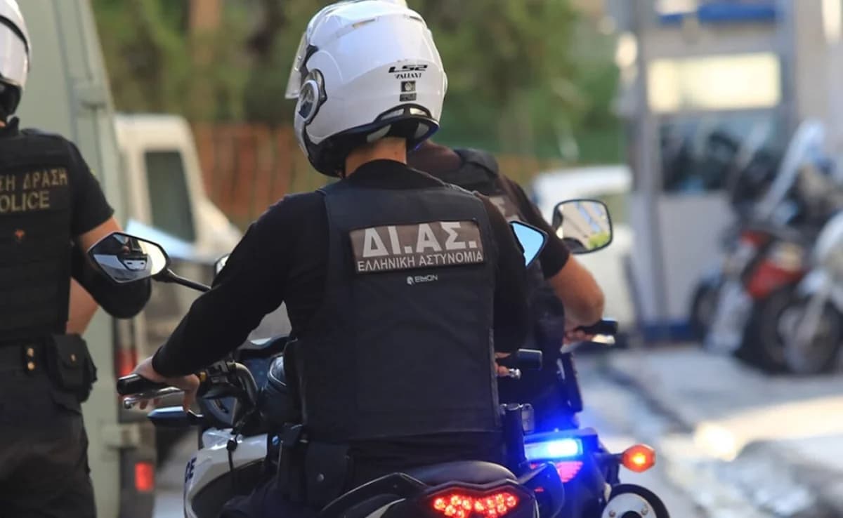 Διάλογοι «καίνε» αστυνομικούς για διακίνηση ναρκωτικών