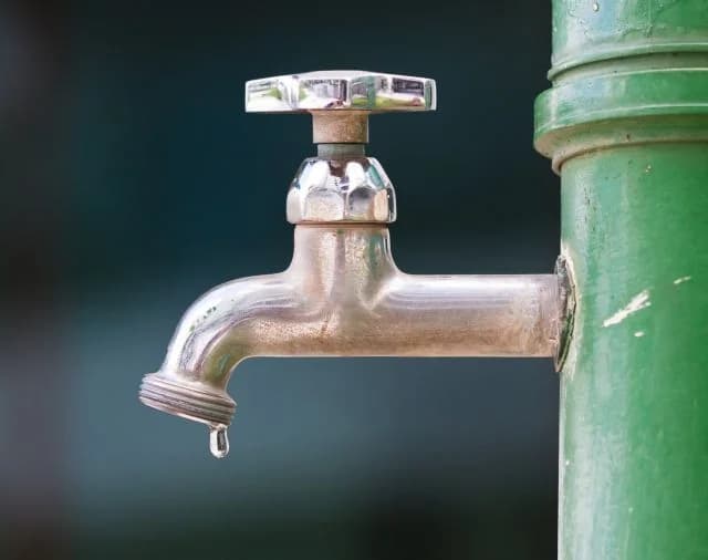 Emergency Water Supply Announcement for Examilia, Corinth