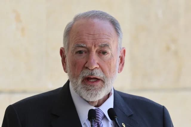 Embajador de EE.UU. se reúne con funcionario de la Autoridad Palestina en Ramala