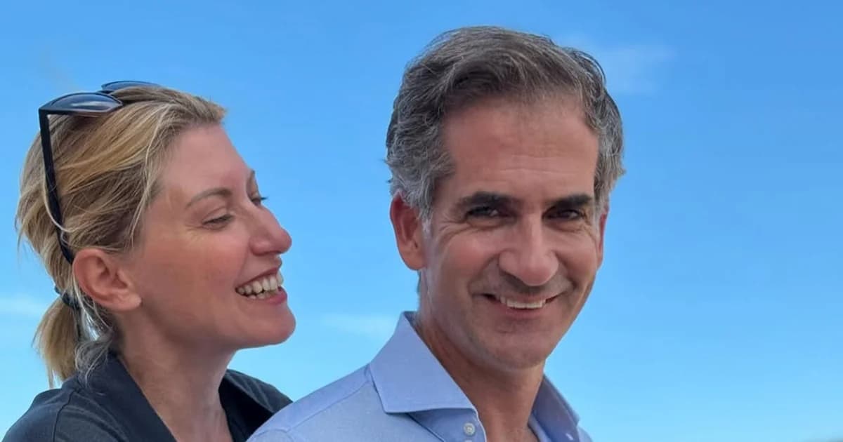 Sia Kosioni und Kostas Bakoyannis: 8. Hochzeitstag